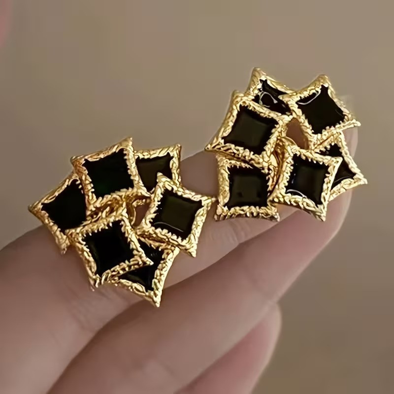 Серьги набор 5 пар в различных дизайнах с эмалью золотистые,женская бижутерия серьги комплект из цинкового сплава Каменец-Подольский - изображение 6