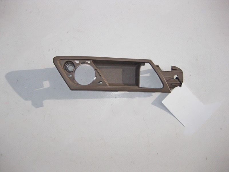 Mercedes-Benz  A1647660464 1A28 Накладка задньої правої внутрішньої ручки дверей коричнева ML W164 GL X164 Одеса - фото 1