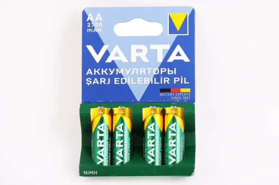 Батарейка аккумулятор AA/HR6 2700 мАч Varta блистер Винница