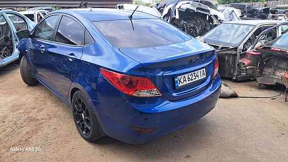 Переднє праве скло дверей Hyundai Accent 11-19 Київ