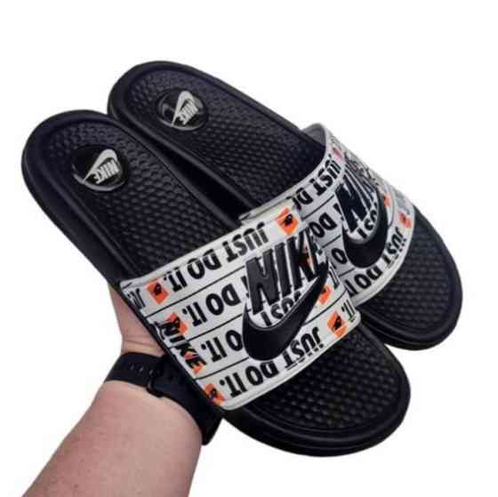 Чорні чоловічі Шльопанці Nike Сланці Білі капці Найк (розміри: 40,41,42,43,44) Дніпро