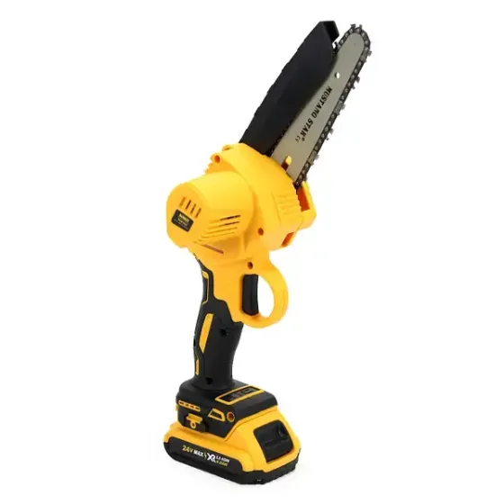 Аккумуляторная мини пила DCM160N (24V, 4AH, шина 20 см) с полуавтоматической смазкой цепи Коломия