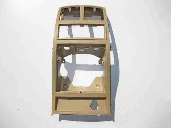 Mercedes-Benz  A1646809307 8K67 Облицювання підлокітника задня бежева ML W164 GL X164 Одеса