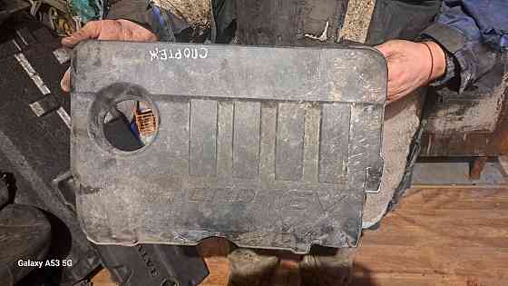 Декоративная крышка двигателя Kia Sportage 1.7 дизель (2010–2015) Киев