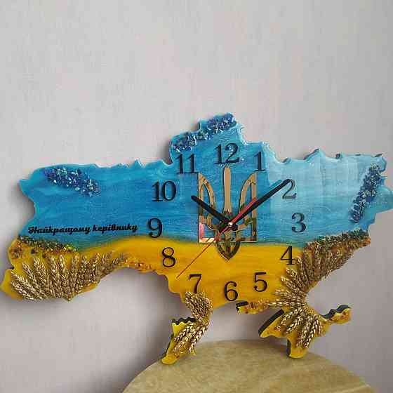 Часы настенные 80*55 см из эпоксидной смолы ручной работы 