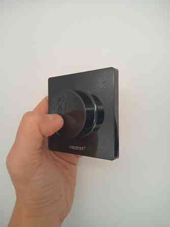 Miboxer Панель керування Мілайт бездротова з ротором чорна 1 зона Київ