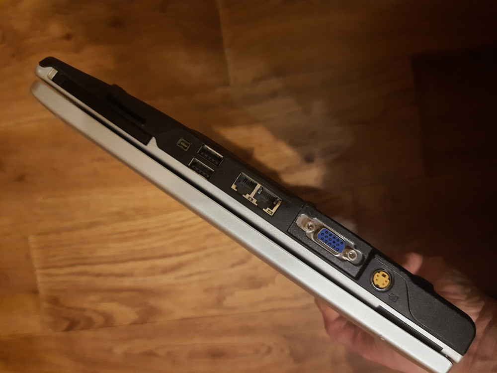 Ноутбук Fujitsu Siemens Amilo A1650G на запчастини Дніпро - фото 6