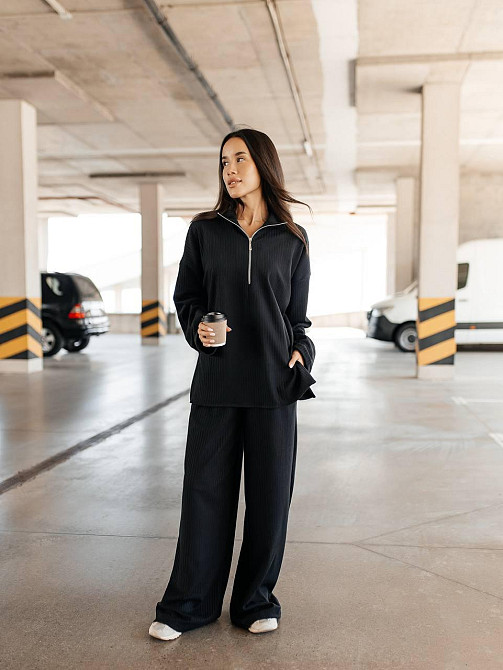 Женский повседневный оверсайз костюм двойка: кофта и штаны трикотаж пума рубчик Черный Одесса - изображение 1