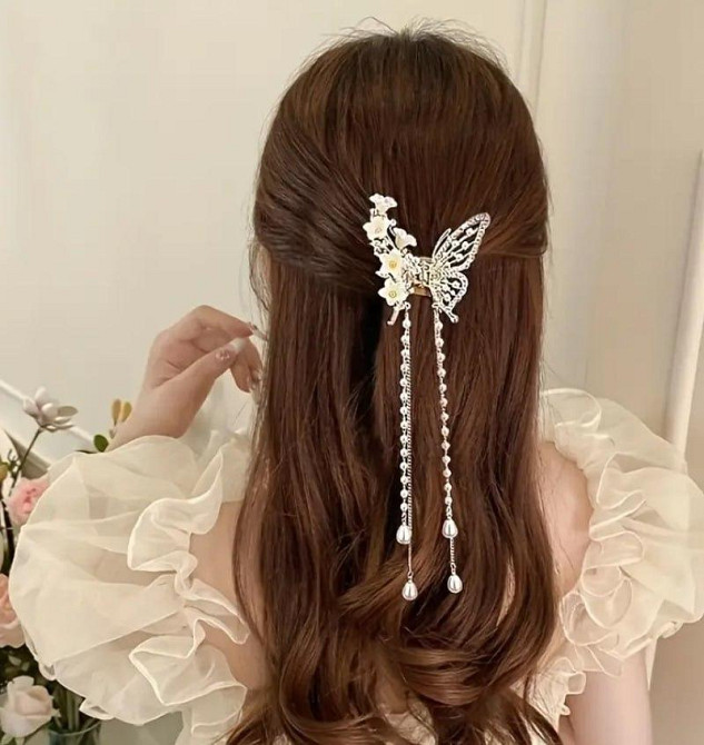 Заколка-краб для волос «Бабочка и цветы» с подвесками – светлое золото Киев - изображение 2