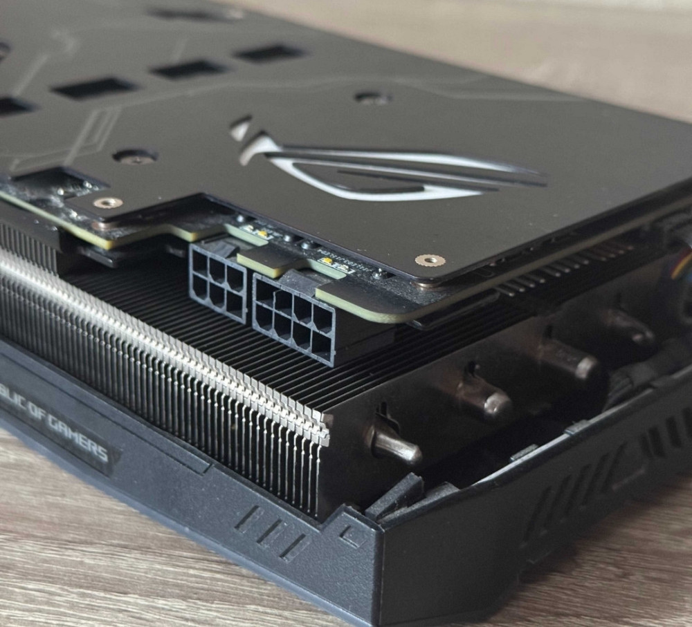 Видеокарта ASUS ROG STRIX 2060 6GB. Харьков - изображение 2