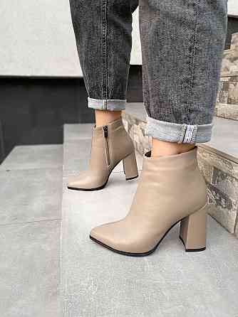 Nivelle Шкіряні черевики жіночі з натуральної шкіри демісезонні весна-осінь 6093/48 бежеві на п Коломия