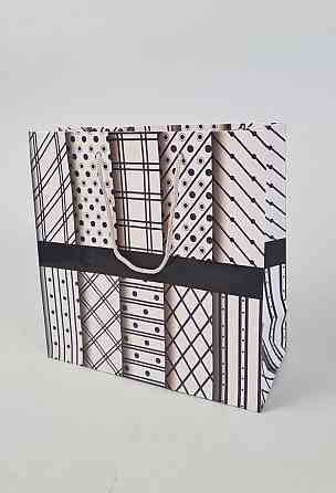 Пакет паперовий подарунковий квадратний 23*24*10 (артKV-139) (12 шт.) Харків