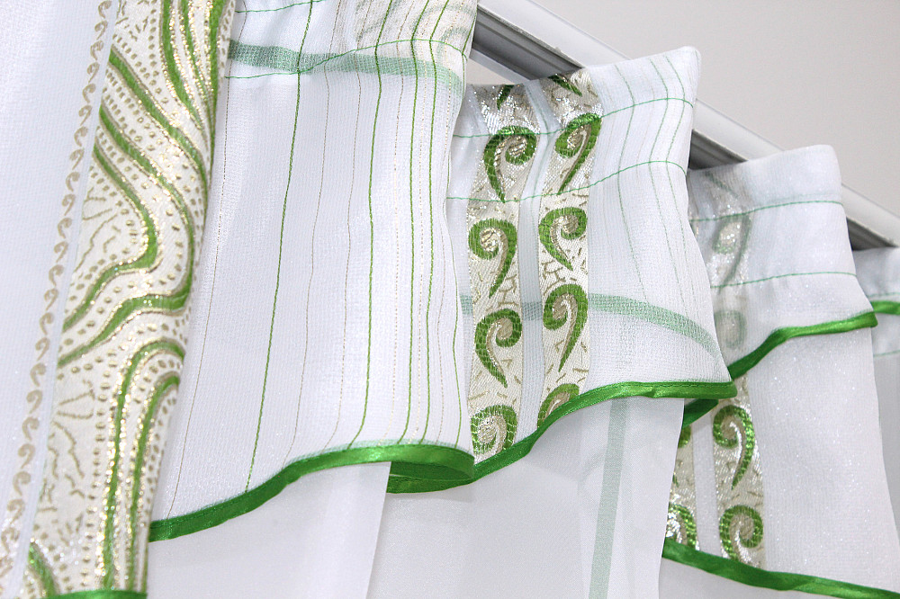 Кухонные шторы VR-Textil № 091к с ламбрекеном и подвязками белый с золотисто-зеленым 280х170 см (59-814) Киев - изображение 5