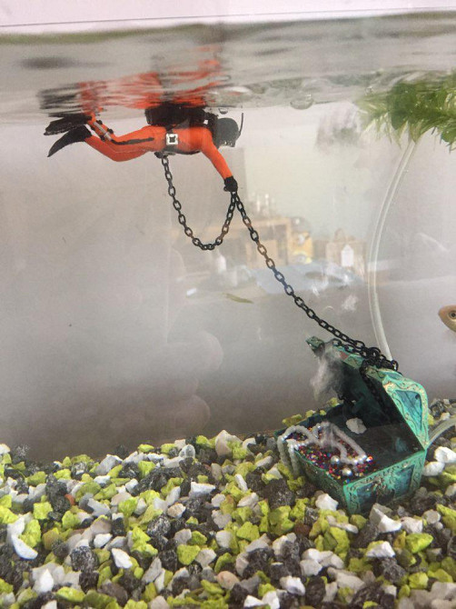 Водолаз декор в акваріум різнобарвний Київ - фото 9