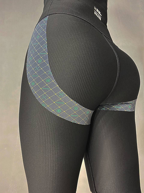 Лосины женские Kenalin D12 черные тонкие в рубчике с широким поясом и пушап-эффектом, черный, 2XL Киев - изображение 2