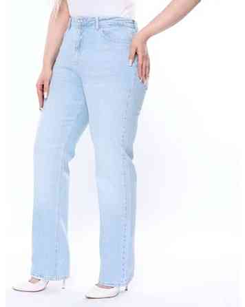 Жіночі класичні світло-блакитні джинси батал денім Одеса