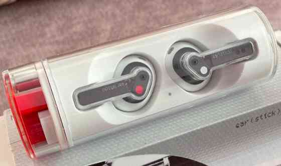 Смартфон Nothing Phone 1 8/256 повний комплект 
+ навушники Nothing Ear Киев