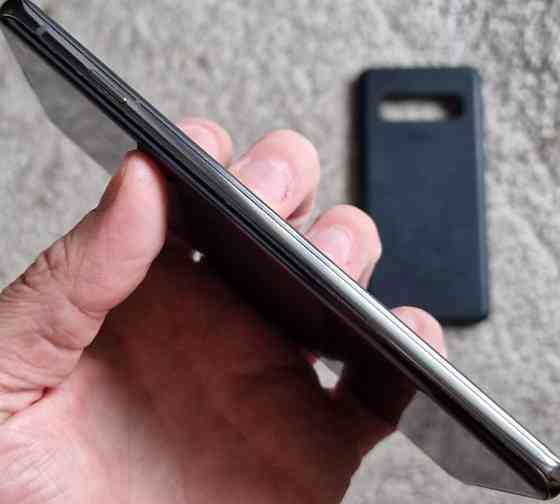 Смартфон: Samsung S10 8/128Gb. Duos (SM-G973F/DS) Киев