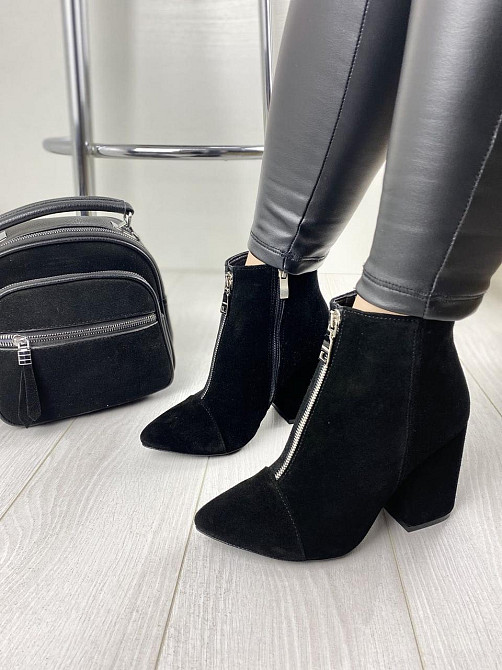 Замшеві черевики жіночі демісезонні весна-осінь чорні на стійкому каблуці р. 36, 37 2726 36 Коломия - фото 1