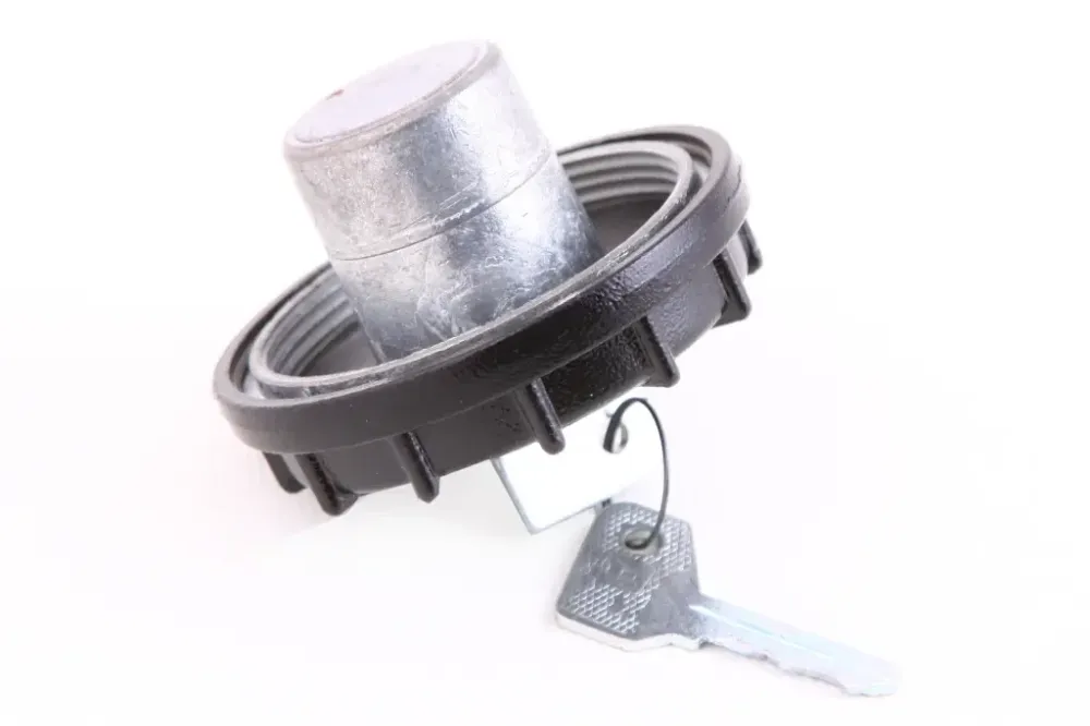 Крышка бензобака 2101 с ключами метал. (Таврия) Винница - изображение 3