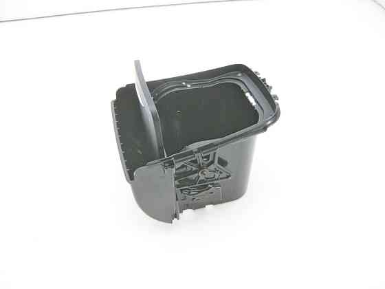 Mercedes-Benz  A1768100000 9H44 Підсклянник у передній частині підлокітника CLA C117 GLA X156 Одесса