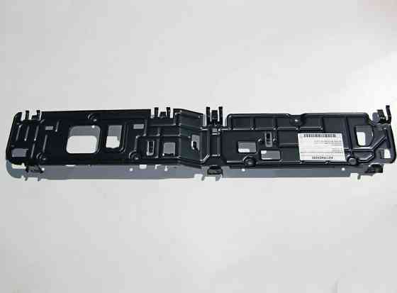 Mercedes-Benz  A2135423200 Кріпильна пластина комбінації приладів та дисплею E-class W213 E-class S213 Одеса