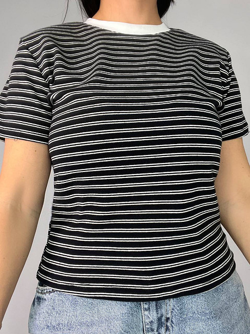 Футболка жіноча A-N 25189 в смужку базова модель середня довжина one size, чорний, one size Київ - фото 6