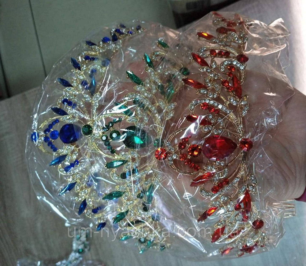 Диадема на обруче Корона изумрудная с камнями Кривой Рог - изображение 4