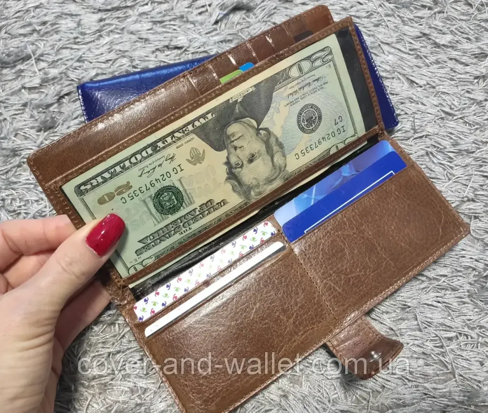 Велика шкіряна кредитниця для пластикових карток коричневого кольору Guxilai Київ - фото 5