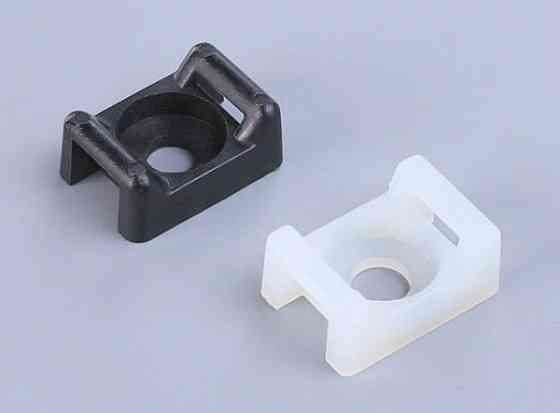 Майданчик 22*15*9мм для кабельної стяжки до 9мм з отвором (100 шт) Харків