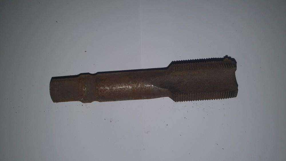 Метчик машинно-ручной М30х1.5 Н1. СССР. Харьков - изображение 1