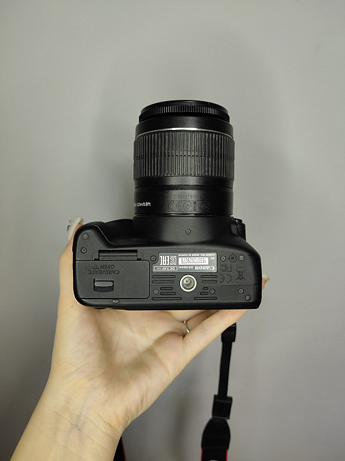 Дзеркальний фотоапарат Canon D100 + kit об'єктив 18-55 мм Клевань - фото 6