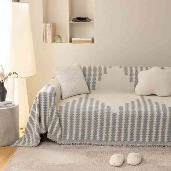 Плед покрывало для дивана и кровати,чехол накидка для мягкой мебели 180х230 см,бело-серый с узором Каменец-Подольский