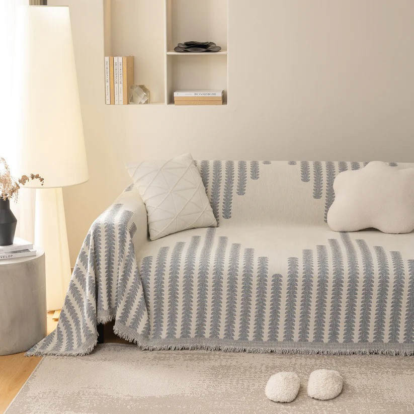 Плед покрывало для дивана и кровати,чехол накидка для мягкой мебели 180х230 см,бело-серый с узором Каменец-Подольский - изображение 3