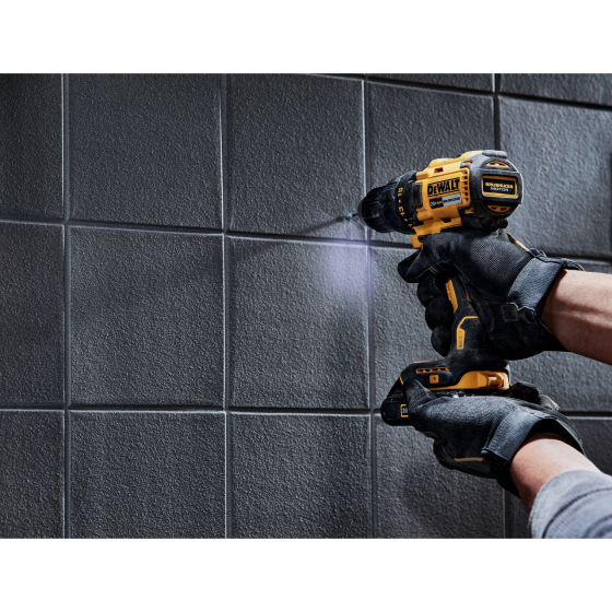 Потужний дриль-шурупокрут акумуляторний безщітковий DeWALT DCD708D1T : з АКБ 18V 2.0Ah, 65 Нм, 1650 об/хв, безщітковий, кейс Київ