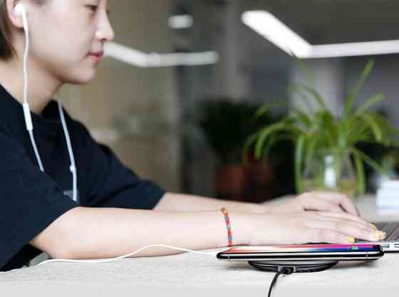 Беспроводное зарядное устройство Baseus Wireless Charger UFO Desktop (WXFD-01) Николаев