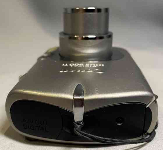 Цифровий фотоапарат Canon IXUS 900 Ti Киев