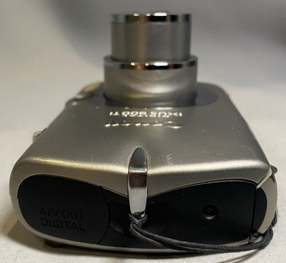 Цифровий фотоапарат Canon IXUS 900 Ti Киев - изображение 3