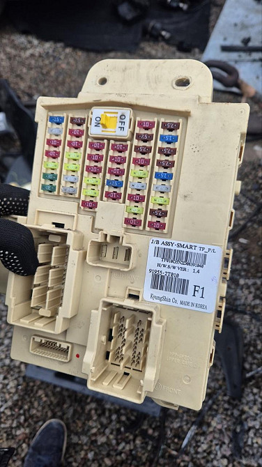 Kia optima блок предохранителей 91955-2t010 оригинал Київ - фото 1