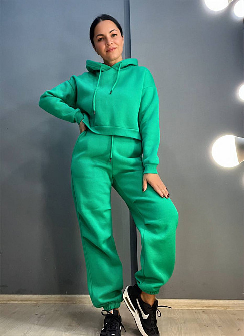 Костюм женский Quzen 478-480 короткое худи с капюшоном и брюки джоггеры на резинке флис зеленый, зеленый, S Киев - изображение 3
