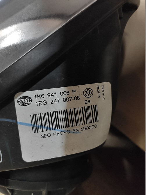 Фара права VW Golf V 2003-2008 (1K6941006) Ковель - фото 1