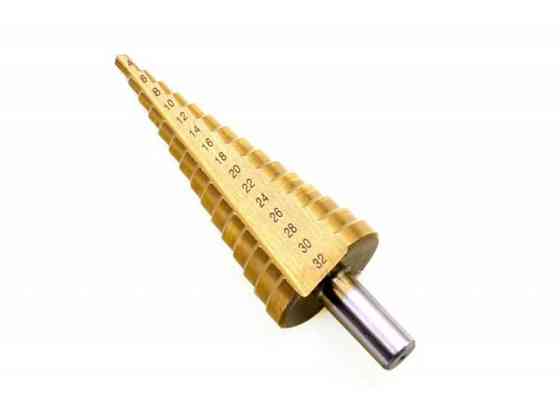 Ступенчатое сверло 4-32мм Sturm 1055013 (читать описание) Ровно