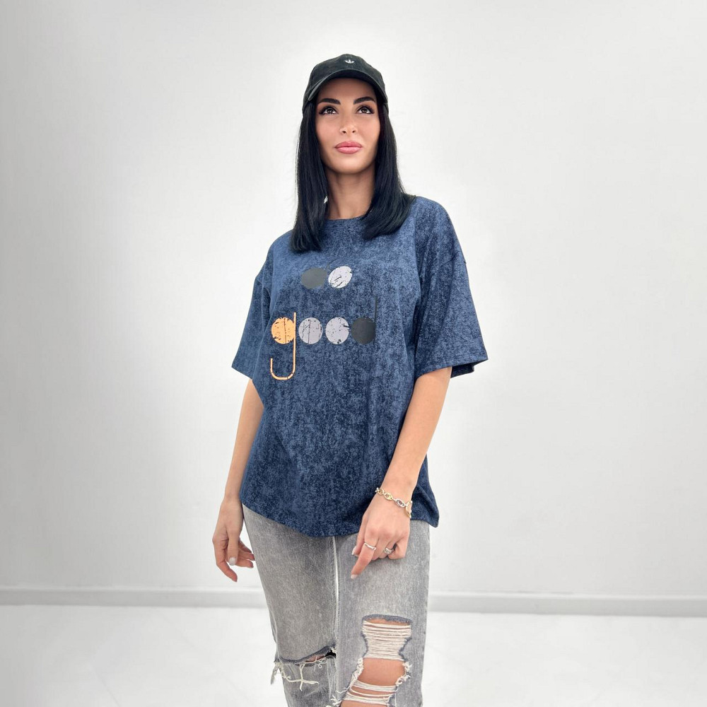 Женская футболка свободного кроя 