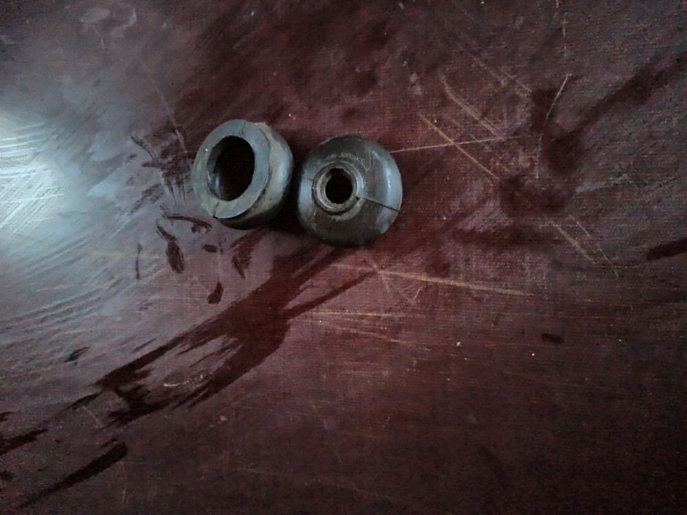 Пыльник рулевого наконечника Москвич. 403-3003076. Харьков - изображение 1