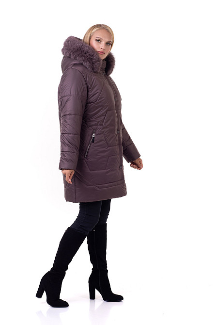 Жіночий пуховик шоколадного кольору з хутром Київ - фото 2