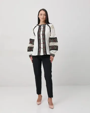 Жіноча сучасна вишиванка з мереживними вставками 80% бавовна, 20% поліестер. 48 Одеса