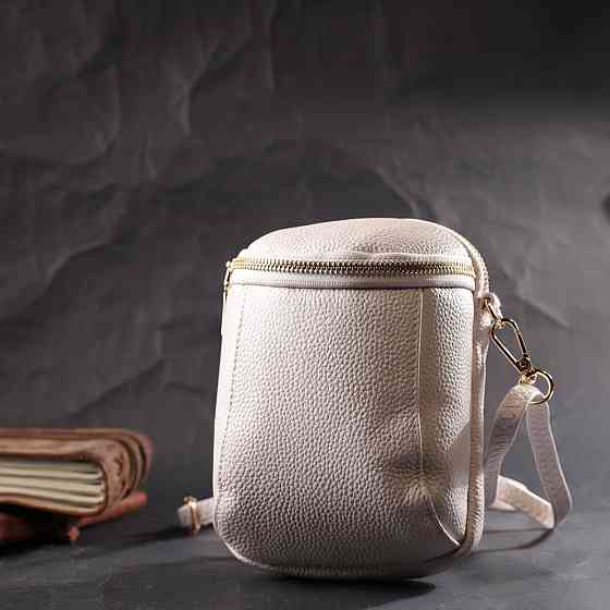 Компактная сумка интересного формата из мягкой натуральной кожи Vintage 22339 Белая Киев