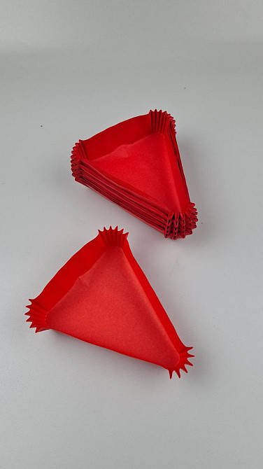Тартолітка для кексів Тр130 трикутна червона H30 (100 шт.) (1 уп.) Харків - фото 3