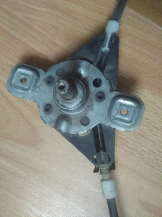 Склопідйомник скла задньої правої дверки Фольксфваген Пассат 193839402 Винница