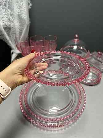 Тарілка "Рожеве серце" 28 см кругла прозора з рожевим обідком у вигляді серця Київ